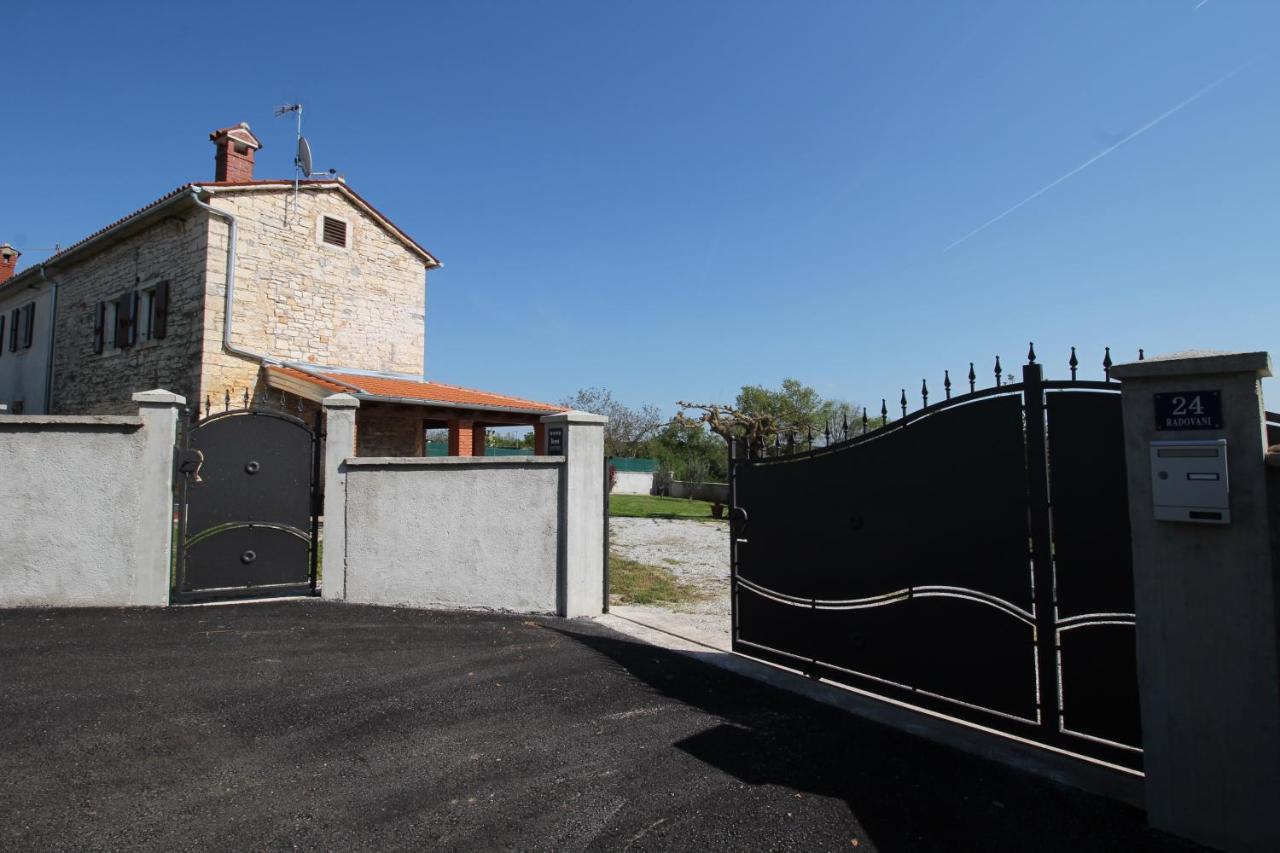 Holiday Home Zora Višnjan Exteriér fotografie